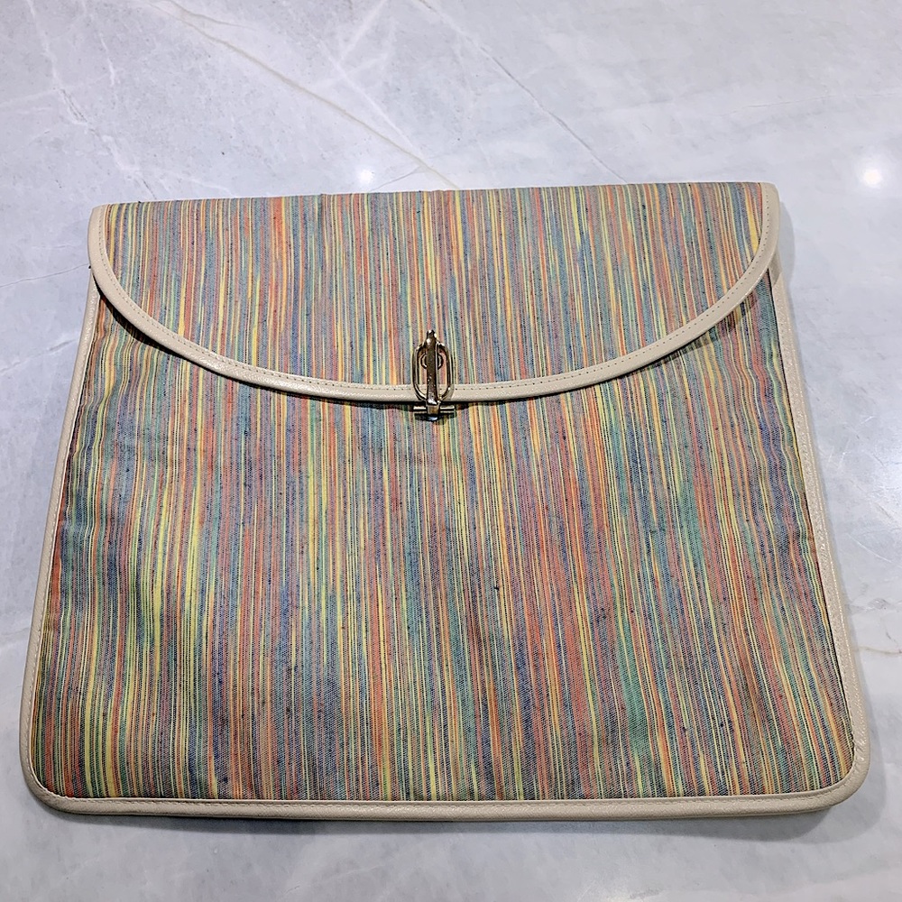 Vintage vinyl multi coloured clutch|make-up bag or whatever bag!